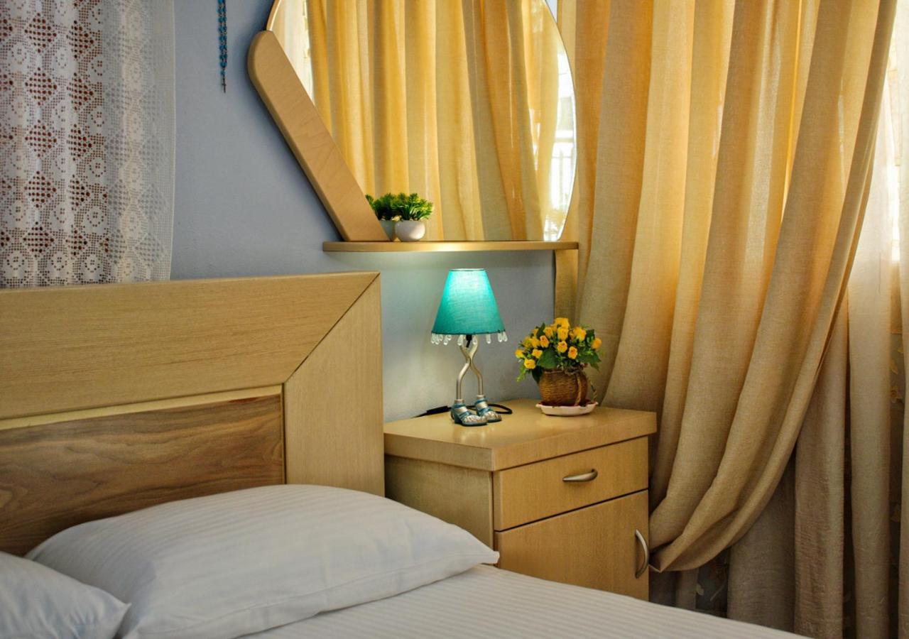 Studios And Apartments Meri นิโอไกลมา ภายนอก รูปภาพ
