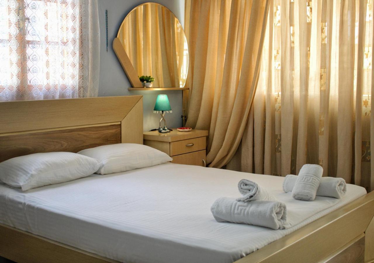 Studios And Apartments Meri นิโอไกลมา ภายนอก รูปภาพ